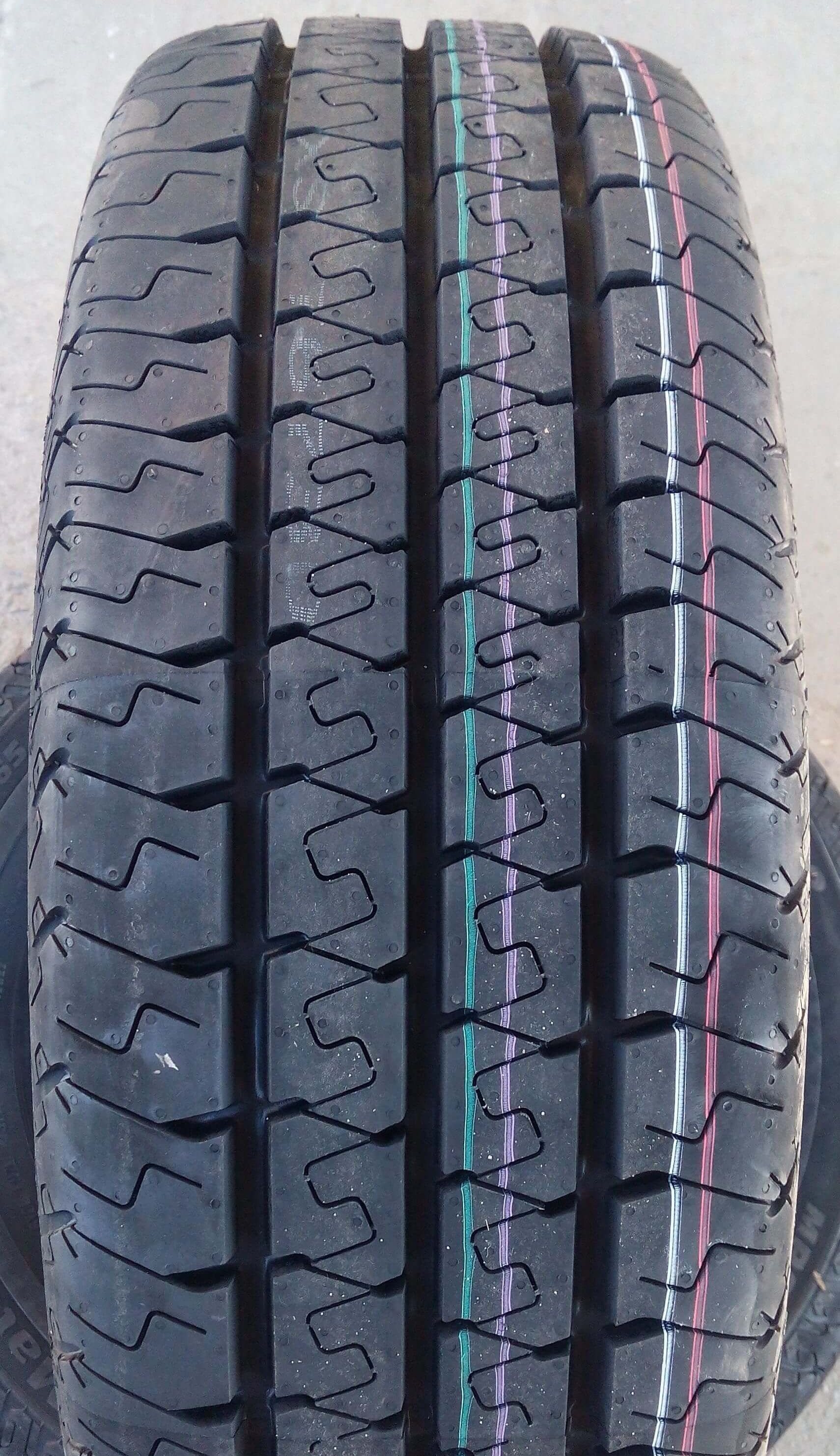 Matador MPS-300 Maxilla AP 185/80 R14C